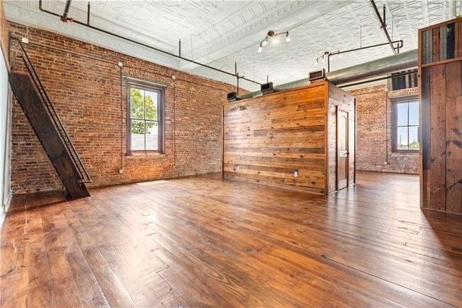 Photo - 558 St Francis St Unit 3E