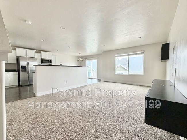 Photo - 15122 Gallant Dr