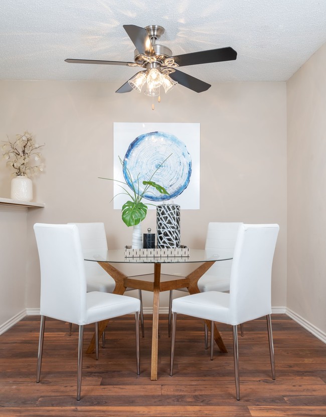 Charter Oak Apartments