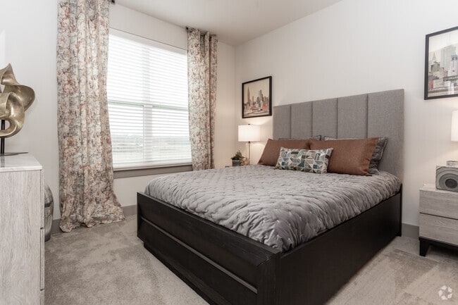 1HAB, 1BA - 695 ft² - The Sutherland