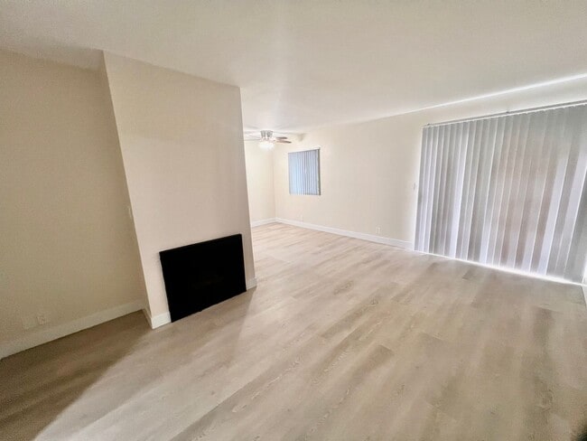 Photo - Foothill Apartments