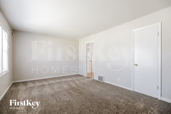 Photo - 8855 E 59th St