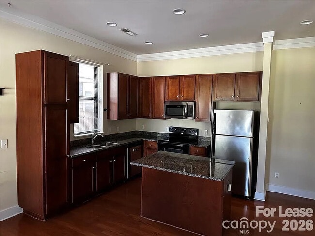 Photo - Room in Townhome on Spencer St