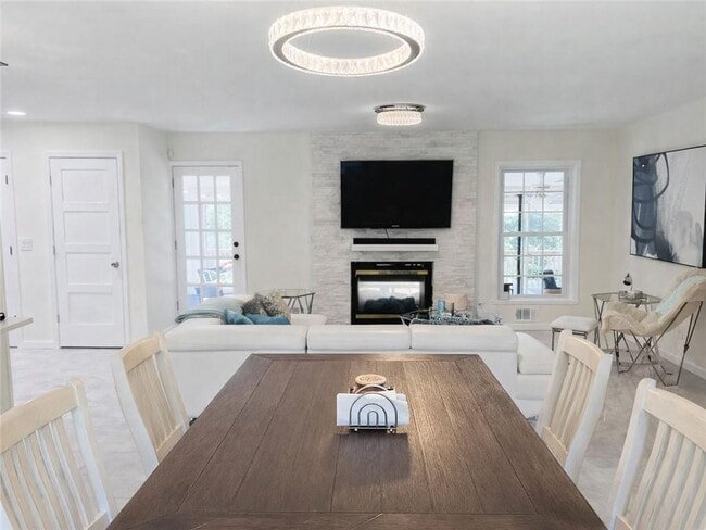 Photo - 2124 Zelda Dr NE