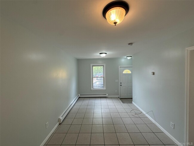 Photo - 18 Brook St