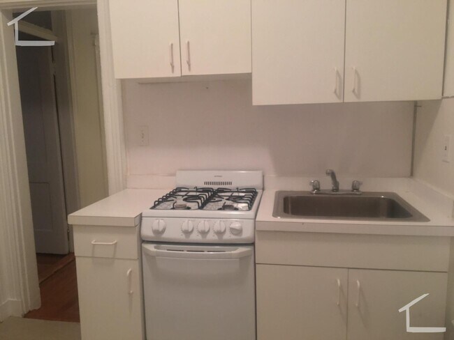 Photo - 116 Warren St Unit 6
