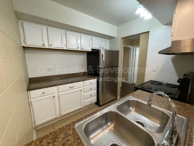Photo - 255 Uteg St Unit 4