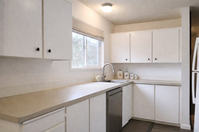 Photo - Open & Bright SW Portland 3 Bedroom Home - End Unit & Nature Views