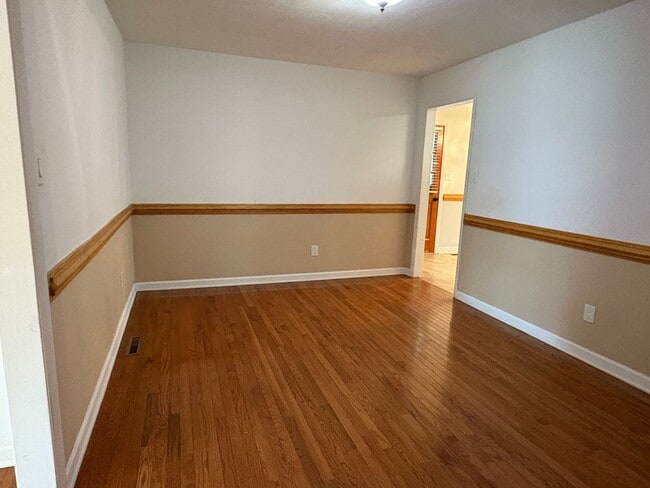 Photo - 1849 Oyster Bay Ln