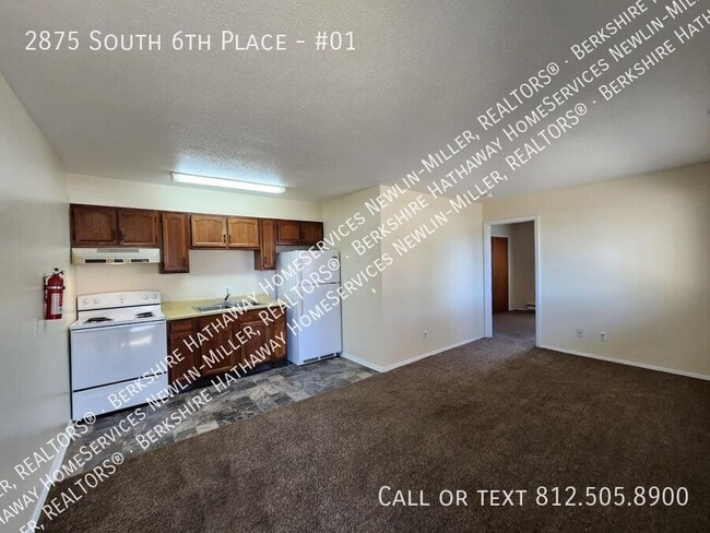 Photo - Fall into Savings! Unidad #01