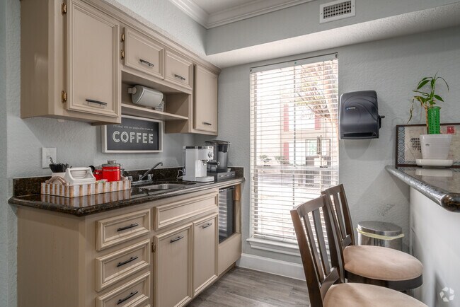 Coffee Bar - Woodlake Townhomes & Apartments