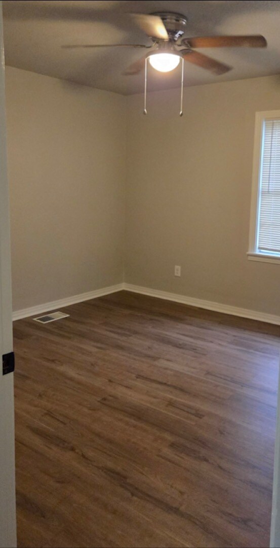 Photo - 510 Meggs St