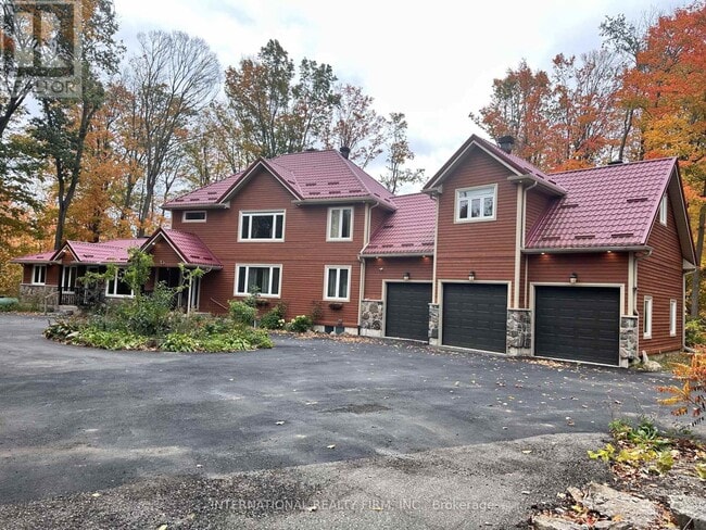 Photo - 1075 Big Bay Point Rd