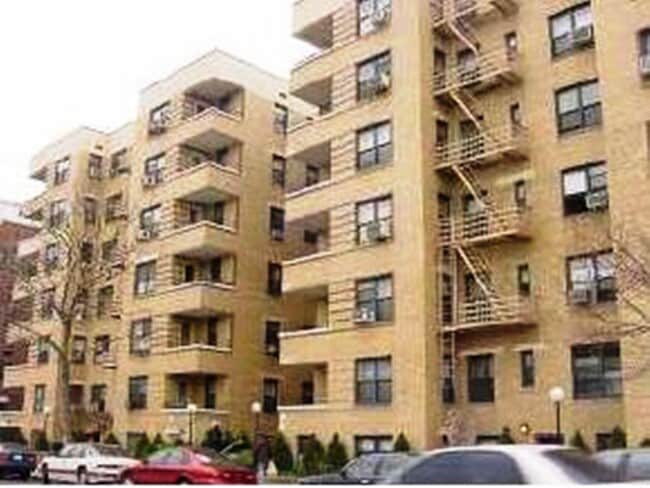 Building Photo - 150 West End Ave Unit 5H