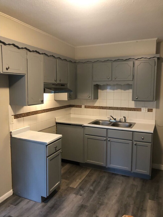 Photo - 7923 Agnes Ave