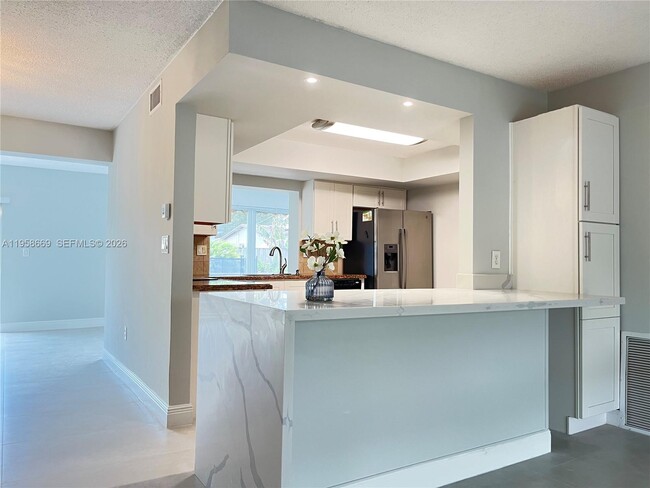 Photo - 9200 SW 54th St