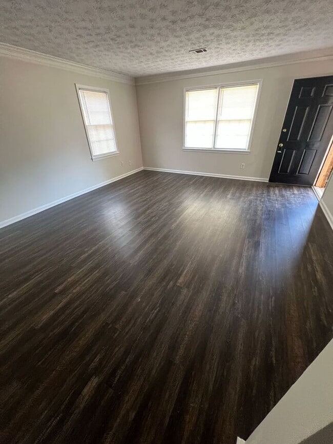 Photo - READY NOW!!! Ranch 2 bed 1 bath Duplex in Lawrenceville!