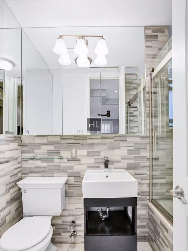 Photo - Barrow Street Unidad 1W