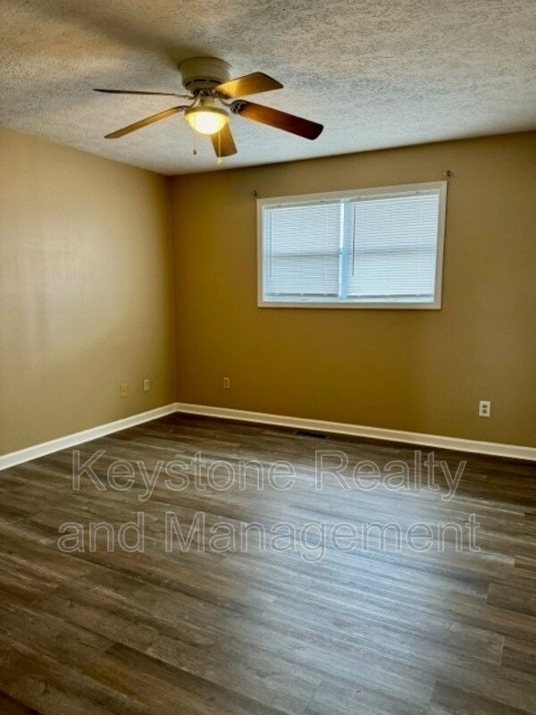 0 306 Thompsonville Ln Unidad 905