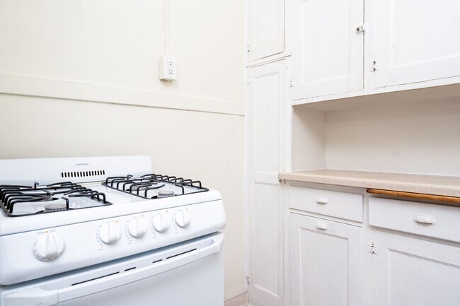 Photo - 2226 Garfield Ave S