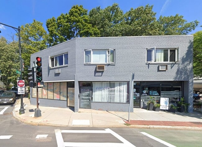 Photo - 39 Willow St Unit 4