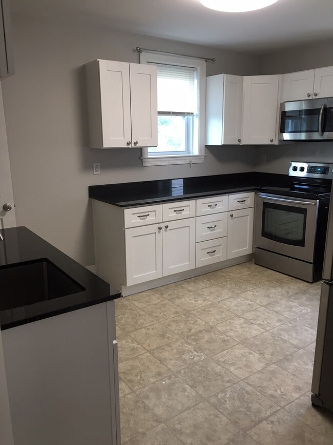 Photo - 108 W 6th Ave