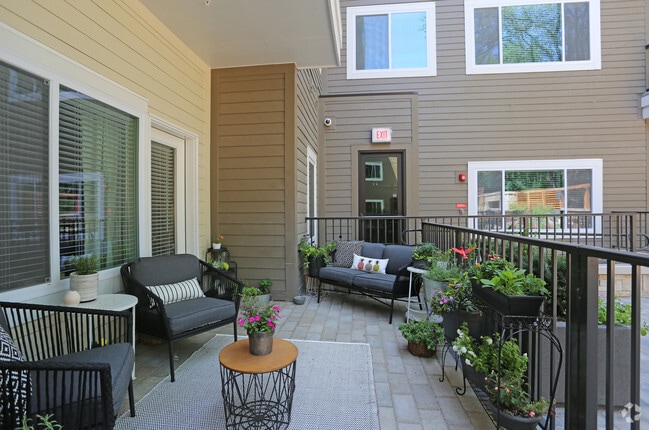 Patio - InterUrban Lofts