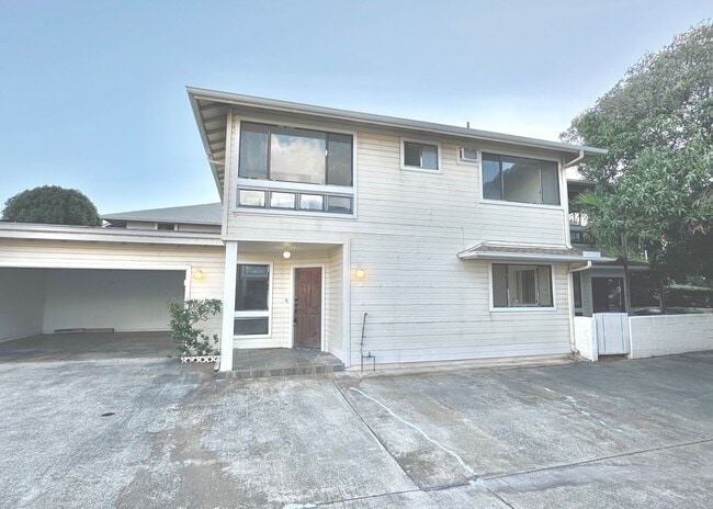 Photo - SPACIOUS 3 BEDROOM 2.5 BATH HOME IN KAIMUKI W/2 CAR GARAGE