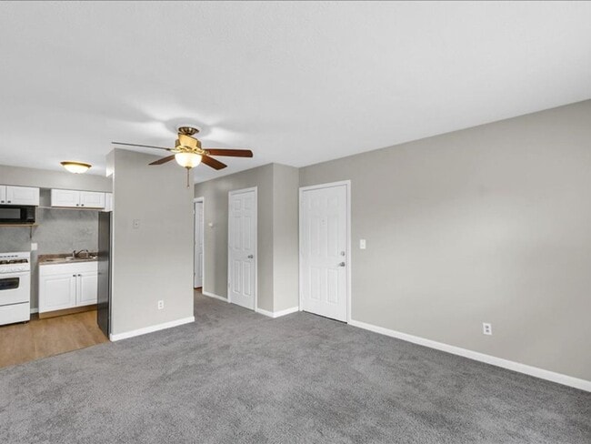 Photo - Riley Place Apartments