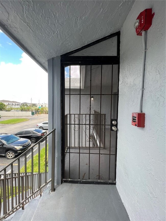 Photo - 809 Hamilton Dr Unidad 809A