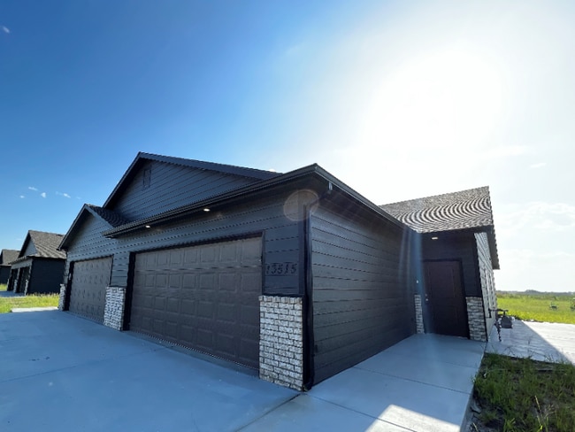 Photo - 13513 Haskell Ct