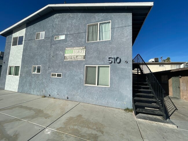 Building Photo - 510 McKellar Cir Unit 2