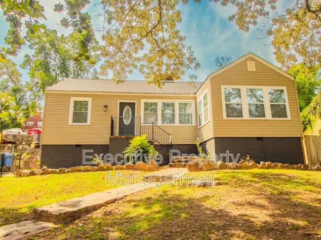 Building Photo - 1619 Graymont Ave W Rental