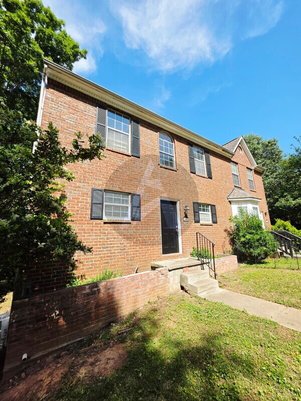 Photo - 1423 Shiloh Way NW