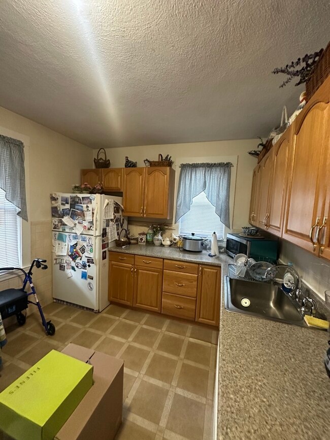 Photo - 73 Turner St Unit #1