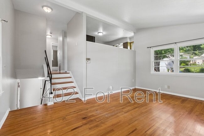 Photo - 6006 N 68th St