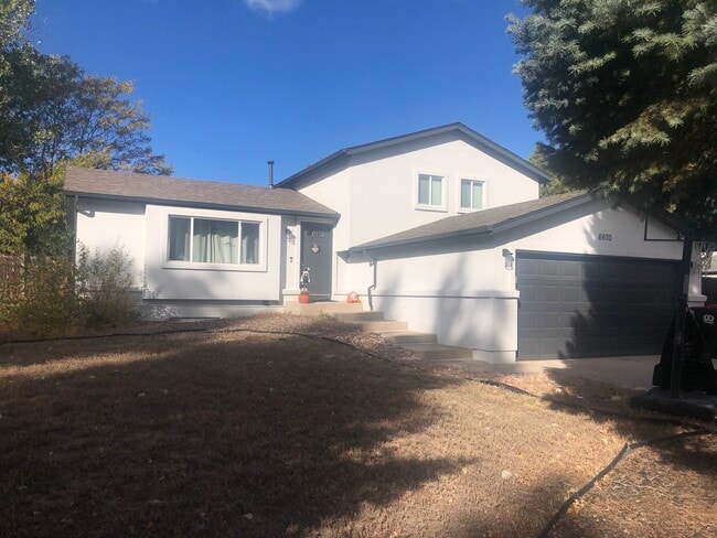 More pictures coming soon. - 6670 Alberta Dr House