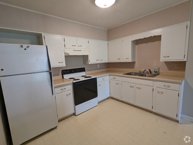 Building Photo - 510 S Madison St Unit 3 Rental