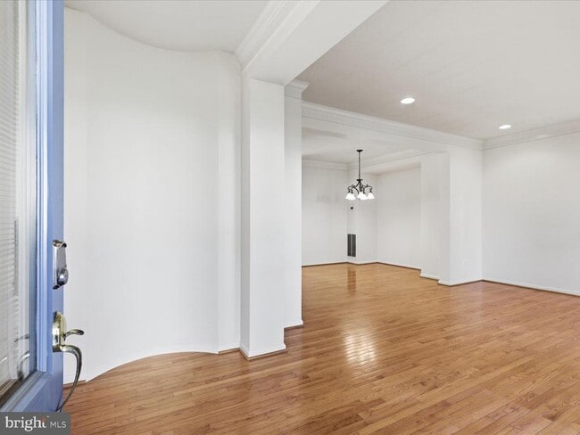 Building Photo - 7752 Grandwind Dr