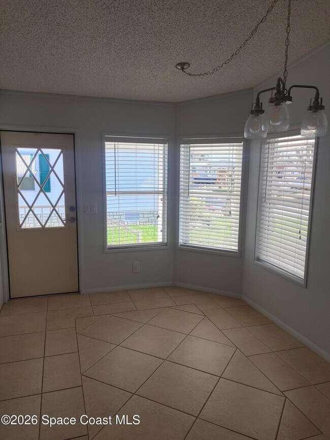 Photo - 7629 Chasta Rd