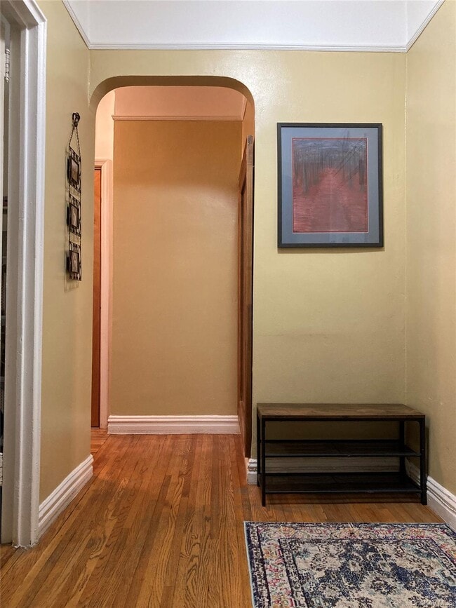 Photo - 61-41 Saunders St Unit B57
