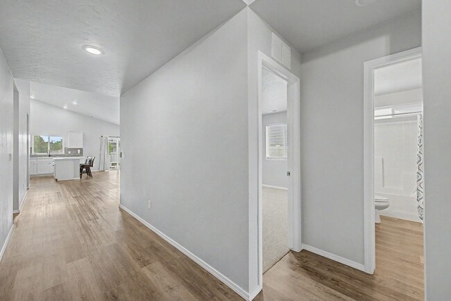 Photo - Charming Single-Level South Meridian
