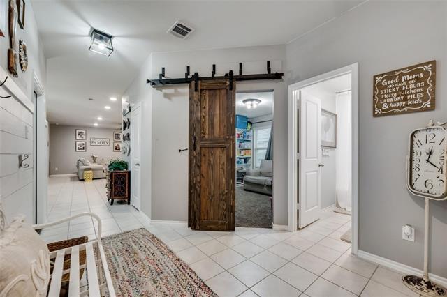 Photo - 315 Patina St