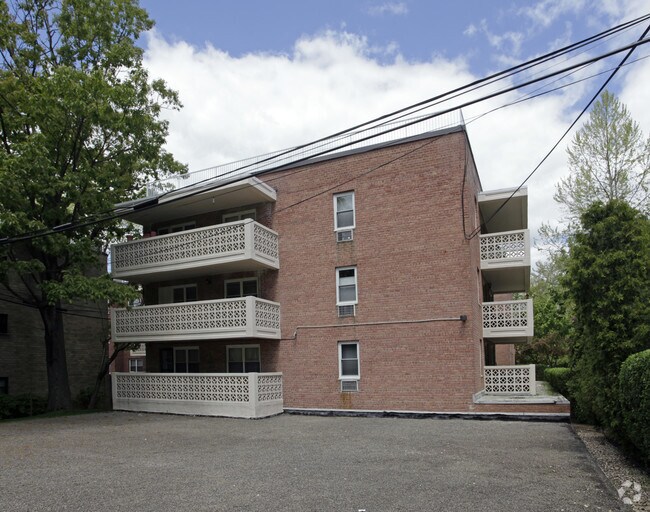 Photo - Claridge Apartment Corporation