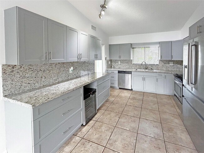 Photo - 19952 NW 62nd Ct