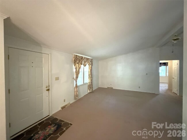 Photo - 2039 Vista Rd