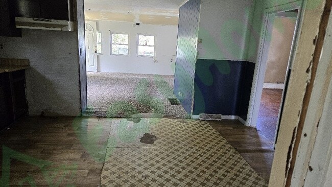 Photo - 500 W Colp Ave