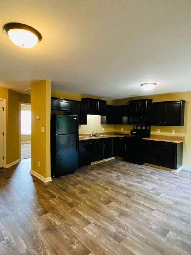 Photo - 1725 Thistlewood Dr