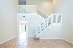 6094 Live Oak Ct