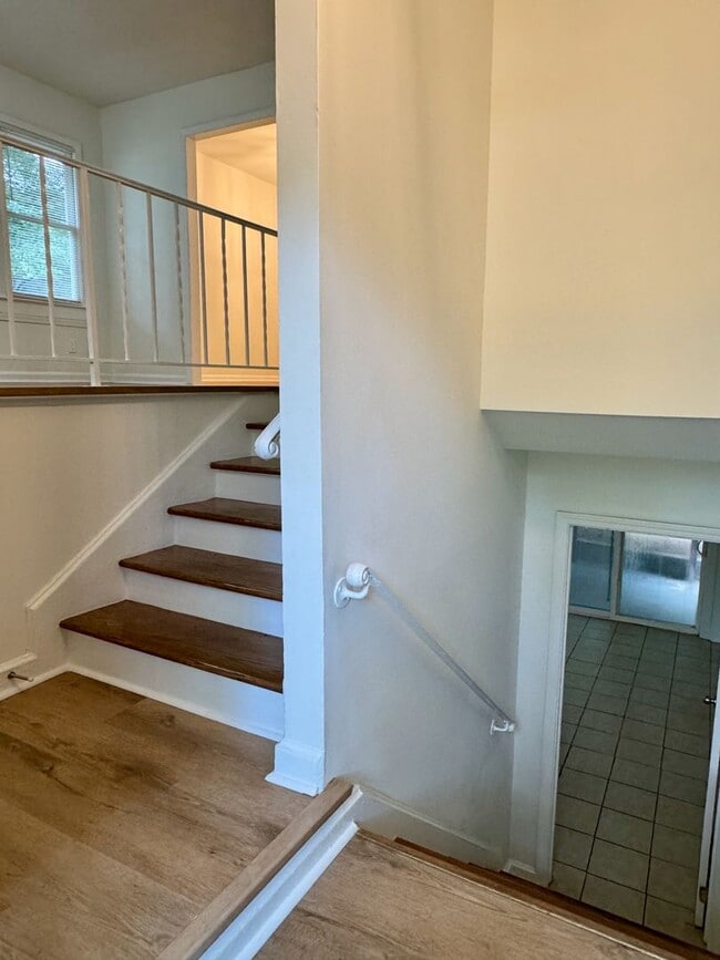 Photo - 508 Landers Dr SW